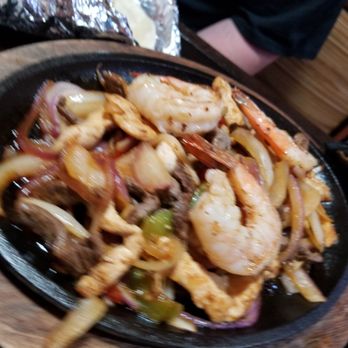 Cielito Lindo - Outlet Fajitas.   Look at those huge shrimp. - Mexican Near Me - Eagan, Minnesota