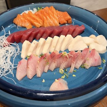 Nagoya - Sashimi - Sushi Bars Near Me - Golden Valley, Minnesota