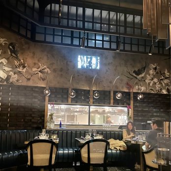 Mott 32 - The dining room - Chinese Near Me - Las Vegas, Nevada