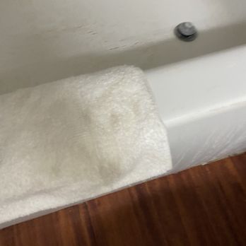 Ramada Inn - Stained towel - Hotels Near Me - Lubbock, Texas Ramada Inn - Stained towel - Hotels Near Me - Lubbock, Texas