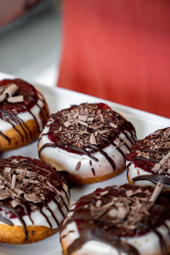 BAKEHOUSE 46 58 Photos & 12 Reviews 17118 Kercheval, Grosse Pointe