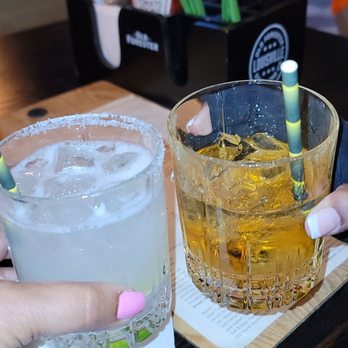 Toasted Barrel - Cheers! - Cocktail Bars Near Me - Savannah, Georgia Toasted Barrel - Cheers! - Cocktail Bars Near Me - Savannah, Georgia