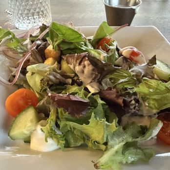 Nutwood Winery - Starter salad - Wine Bars Near Me - LaGrange, Georgia