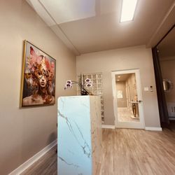 Face Defined Esthetic  - Check out Space