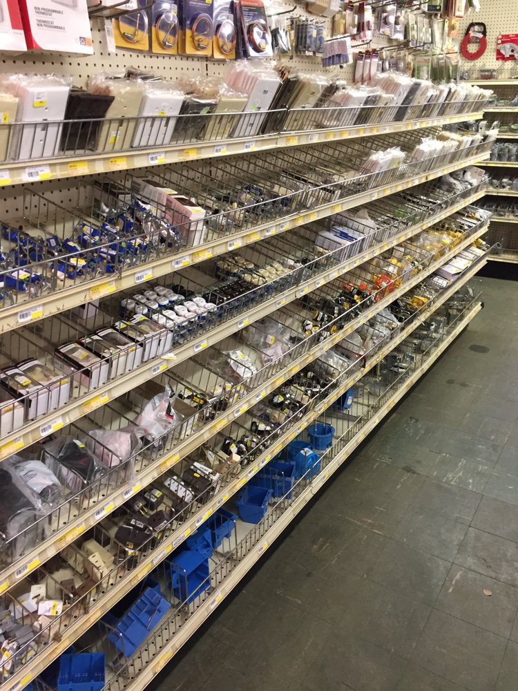 Slide of Central Hardware & Plumbing Supply