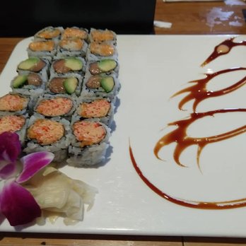 Sake Lounge - My 3 roll lunch special - Japanese Near Me - Olathe, Kansas