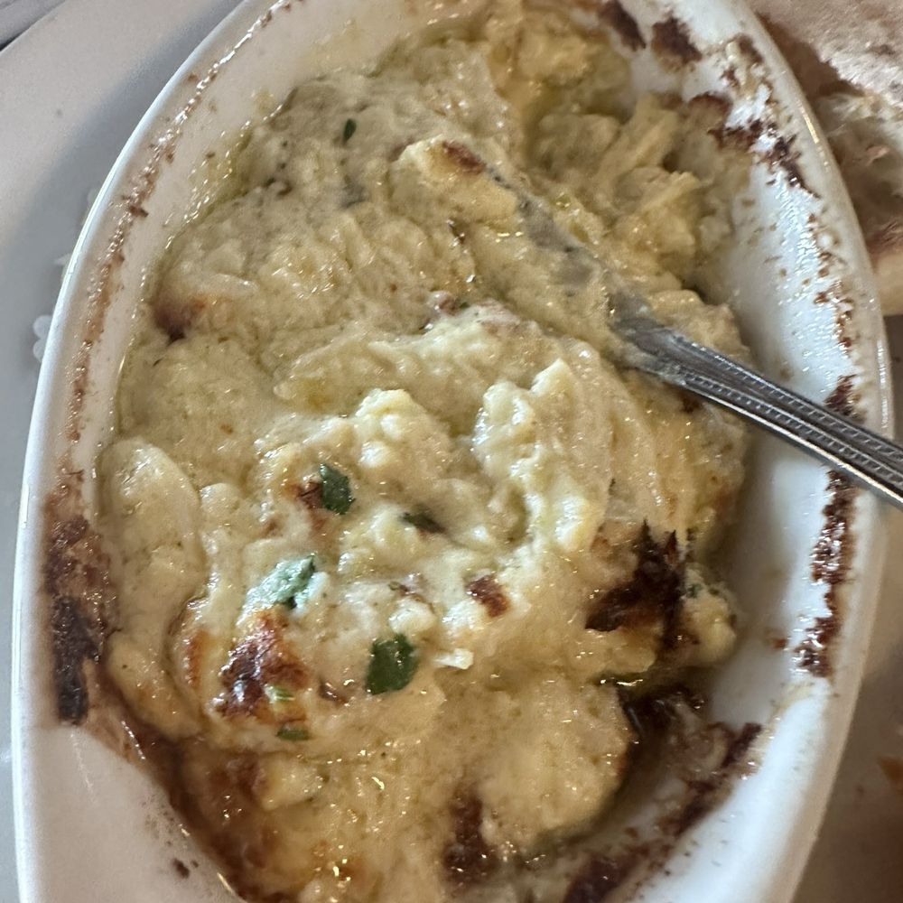 Elijah's Restaurant - Baked crab dip. - Seafood Near Me - Wilmington, North Carolina Elijah's Restaurant - Baked crab dip. - Seafood Near Me - Wilmington, North Carolina