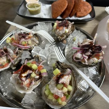 Las Islas Marias Rest - Oysters with púlpitos - Seafood Near Me - Rohnert Park, California Las Islas Marias Rest - Oysters with púlpitos - Seafood Near Me - Rohnert Park, California