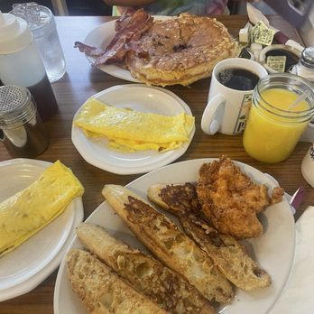 Eva's On Main - French toast and Chicken Blueberry pancakes - Southern Near Me - Summerville, South Carolina