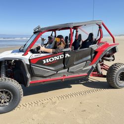 Siuslaw Eco Tours - Larson at the wheel