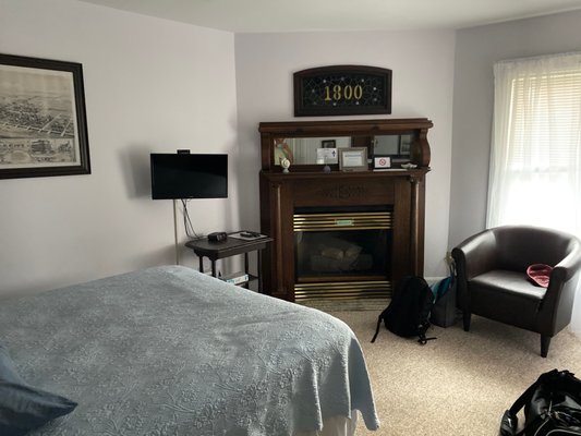 The Colonnade Inn by null