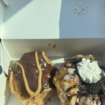 Parlor Doughnuts - Reese PB Cup and Cookies-n-Cream donuts - Donuts Near Me - Fort Walton Beach, Florida Parlor Doughnuts - Reese PB Cup and Cookies-n-Cream donuts - Donuts Near Me - Fort Walton Beach, Florida