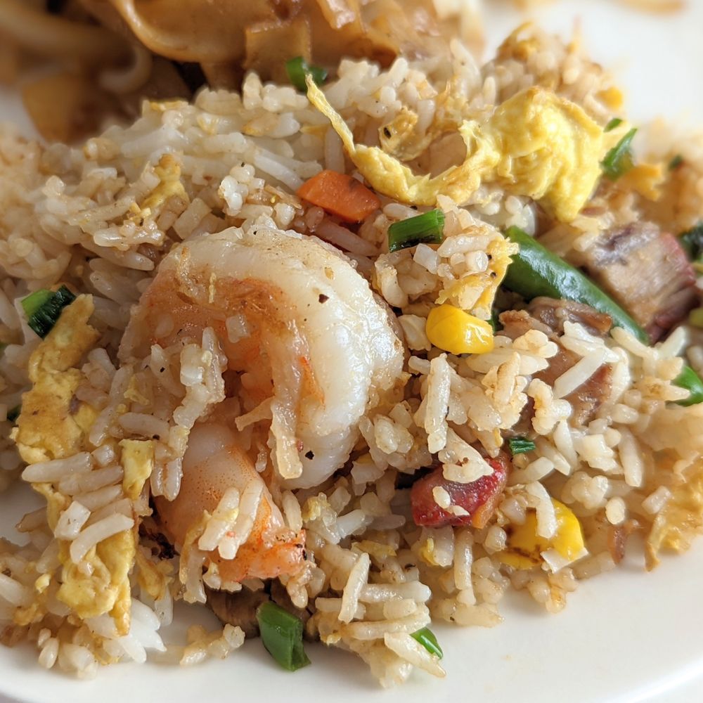 Elite Dumpling - Yeung Chow Fried Rice: I love this fried rice - Seafood Near Me - Hayward, California Elite Dumpling - Yeung Chow Fried Rice: I love this fried rice - Seafood Near Me - Hayward, California