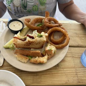 Suds Brothers Brewery - The Blast with Onion rings - Breweries Near Me - Evanston, Wyoming Suds Brothers Brewery - The Blast with Onion rings - Breweries Near Me - Evanston, Wyoming