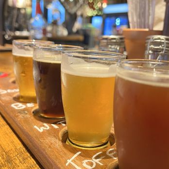 Crooked Hammock Brewery - Have a flight! - Brewpubs Near Me - Middletown, Delaware Crooked Hammock Brewery - Have a flight! - Brewpubs Near Me - Middletown, Delaware