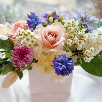 Laurel & Leaf - Florists Near Me - Franklin, Tennessee