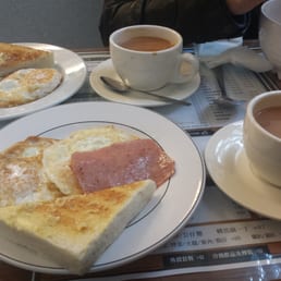 2 breakfast sets for $66HKD 2 breakfast sets for $66HKD