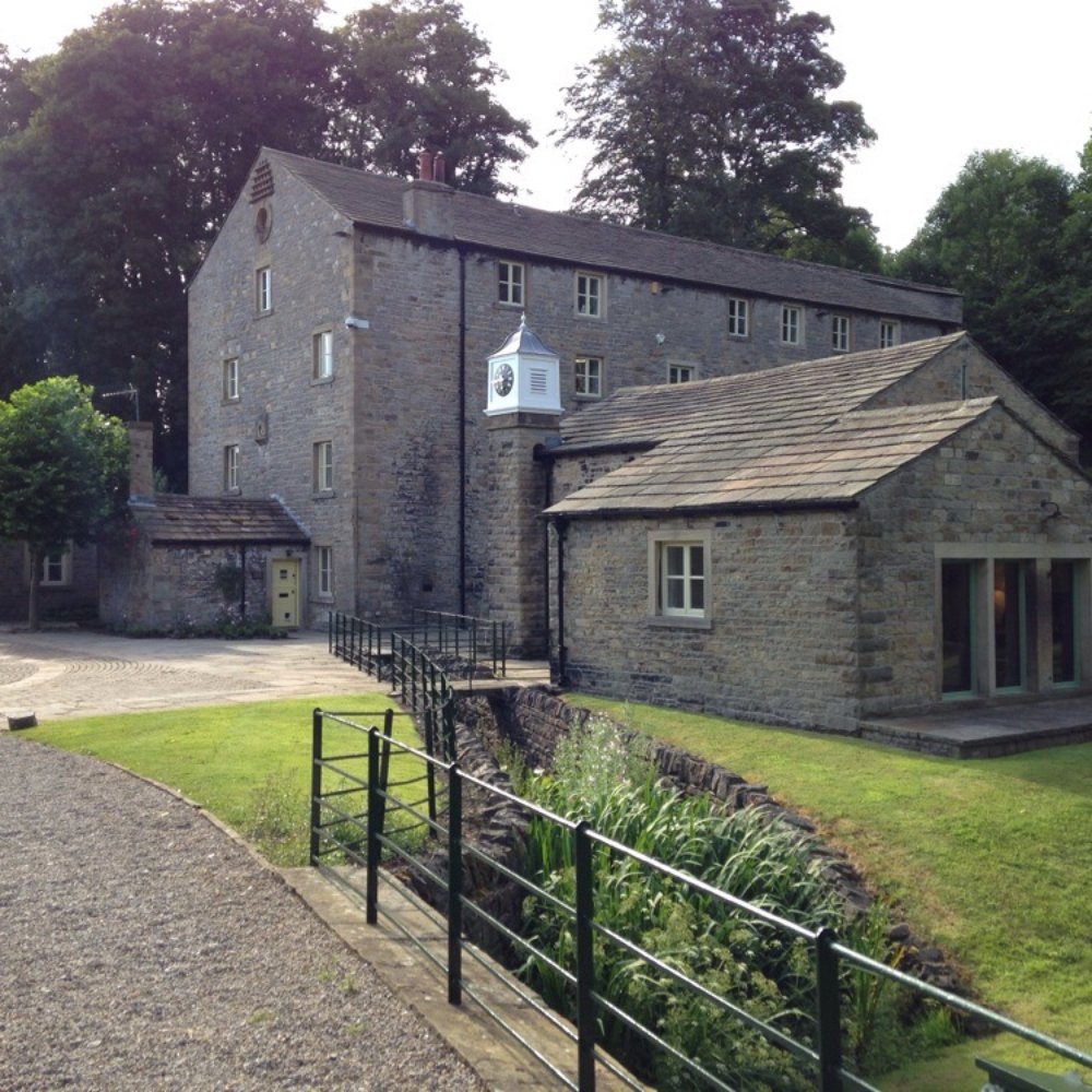 Broughton Hall Business Park - Yes. That is my office. Those are offices. Yes. - Real Estate Services Near Me - Skipton, NYK