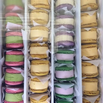 Boiling Point - Macaron ice cream - Taiwanese Near Me - Redmond, Washington