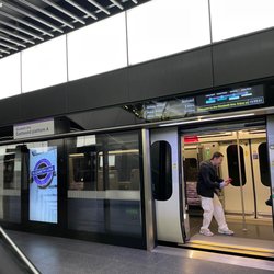 Canary Wharf Station
