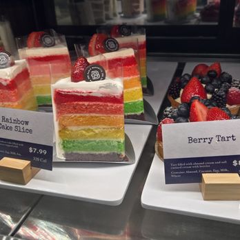 Paris Baguette - Cakes and fruits are colorful! - Bakeries Near Me - Louisville, Kentucky Paris Baguette - Cakes and fruits are colorful! - Bakeries Near Me - Louisville, Kentucky