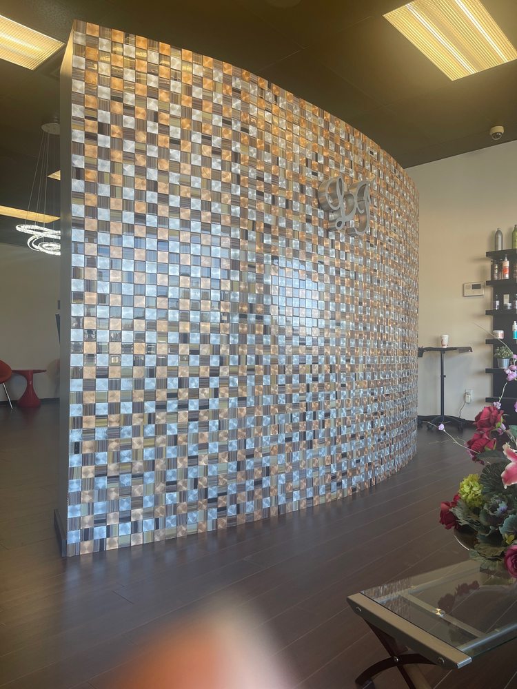 LUIS F SALON Updated August 2024 2124 S Collins St, Arlington