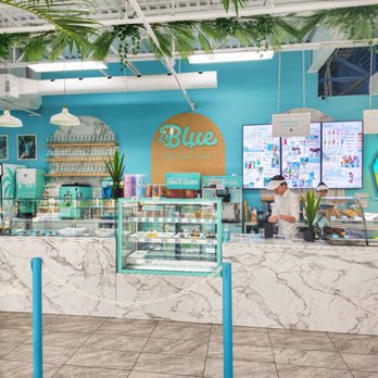 Le Blue - Ice Cream & Frozen Yogurt Near Me - Longueuil, Quebec