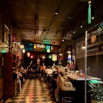 Mainlander - Main dining room - Supper Clubs Near Me - St. Louis, Missouri