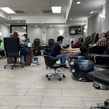 VIP Nail Spa - Nail Salons Near Me - Columbus, Indiana VIP Nail Spa - Nail Salons Near Me - Columbus, Indiana
