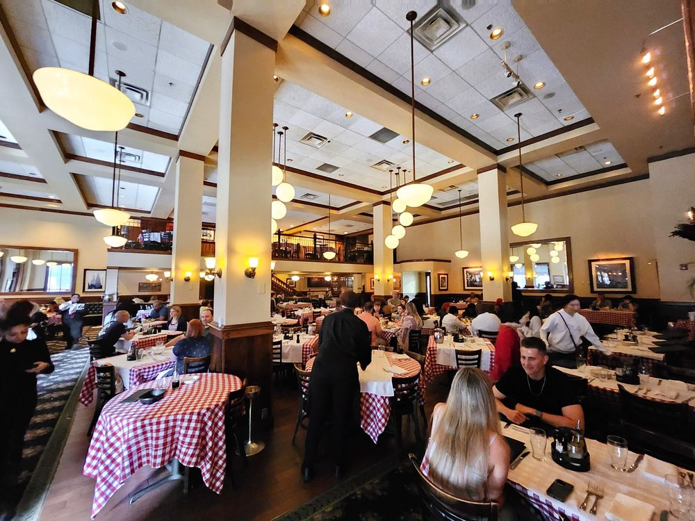 Maggiano's Little Italy