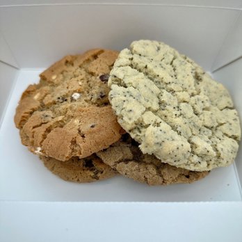 Midnight Cookie - two cookies in a white box - Desserts Near Me - Everett, Washington