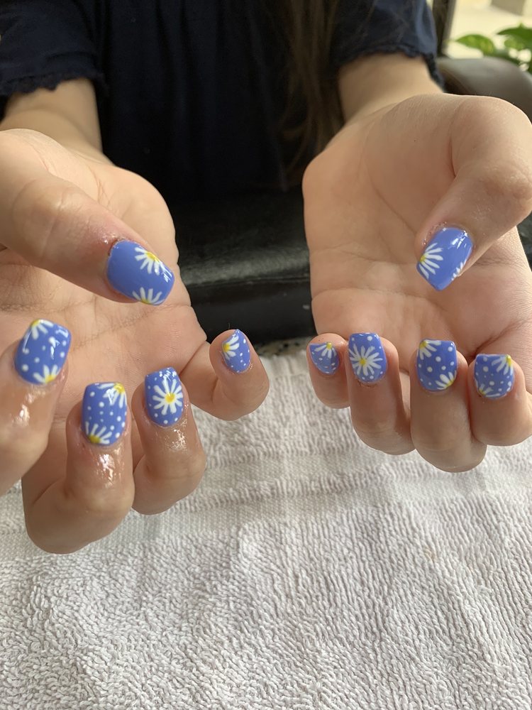 CRYSTAL NAILS Updated July 2024 3196 N College Ave, Fayetteville