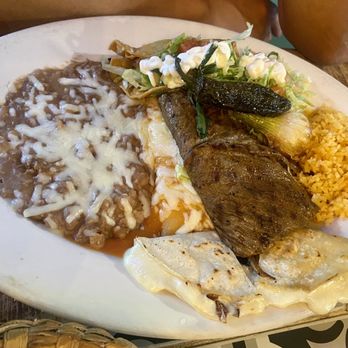Xochipilli Taco Bar - Xochipilli plate - New Mexican Cuisine Near Me - Van Nuys, California Xochipilli Taco Bar - Xochipilli plate - New Mexican Cuisine Near Me - Van Nuys, California