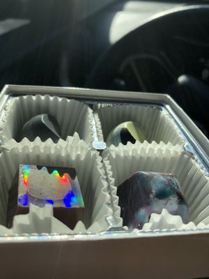 JARDÍ Chocolates by null