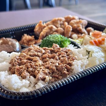 The Bento Box - Popcorn chicken bento box - Taiwanese Near Me - Milpitas, California The Bento Box - Popcorn chicken bento box - Taiwanese Near Me - Milpitas, California
