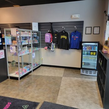 Cumulus Smoke Shop - Vape Shops Near Me - Green Bay, Wisconsin Cumulus Smoke Shop - Vape Shops Near Me - Green Bay, Wisconsin