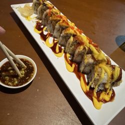 Mikasa Japanese Bistro - Lathrop Roll