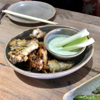 Moku Kitchen - Cocktail Bars Near Me - Honolulu, Hawaii