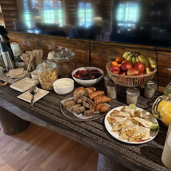 Zaca Lake - Hotels Near Me - Los Olivos, California