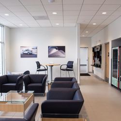 Tonkin Chevrolet GMC - Tonkin Chevrolet GMC Showroom