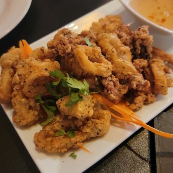 Sandee's Thai Fusion - Calamari - Thai Near Me - Janesville, Wisconsin