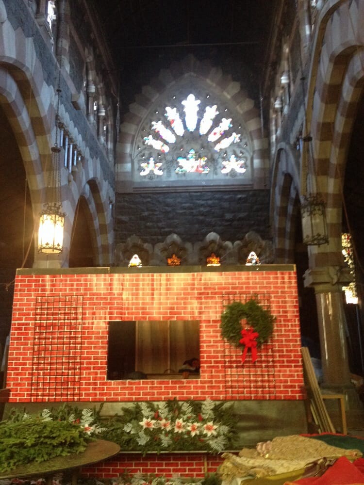 TREE BARN Updated September 2024 12 Photos 528 Willow Ave