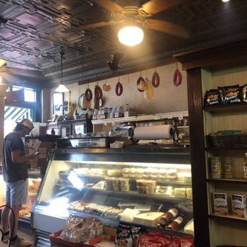 World Foods - Inside World Foods Cafe - Delis Near Me - Cookeville, Tennessee