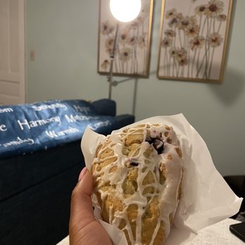 THE NAKED LEMON - Updated July 2025 - 31 Photos & 42 Reviews - 1423