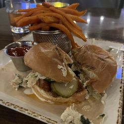 Southern chicken sandwich