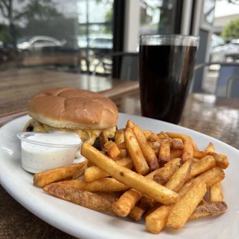 R G Burgers - Cheesy Mac Burger - Burgers Near Me - Carmel, California R G Burgers - Cheesy Mac Burger - Burgers Near Me - Carmel, California