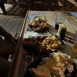 Hunt's Oyster Bar - Fish tacos and fried shrimp