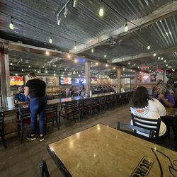 Van's Burgers & Soda Bar - Inside seating