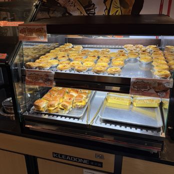 Chubby Cattle - grab and go egg tarts, wagyu sliders, and corn cheese! - Barbeque Near Me - Pleasanton, California