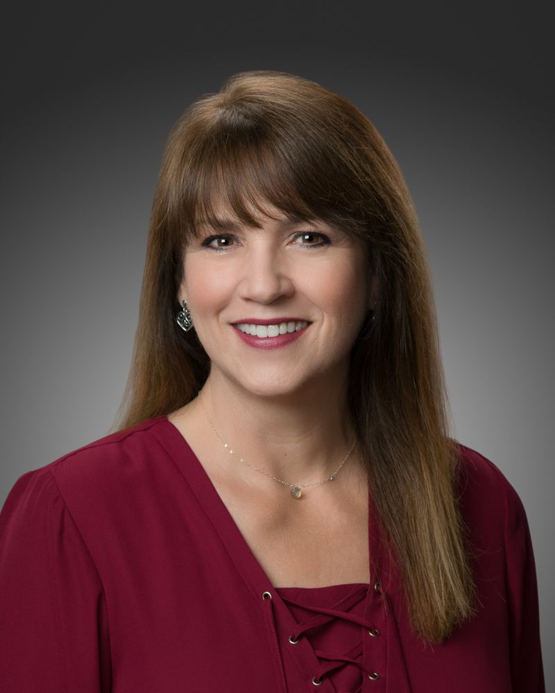 AMANDA MANN DAVIS BERKSHIRE HATHAWAY Contact Agent 700 Ogilvie St